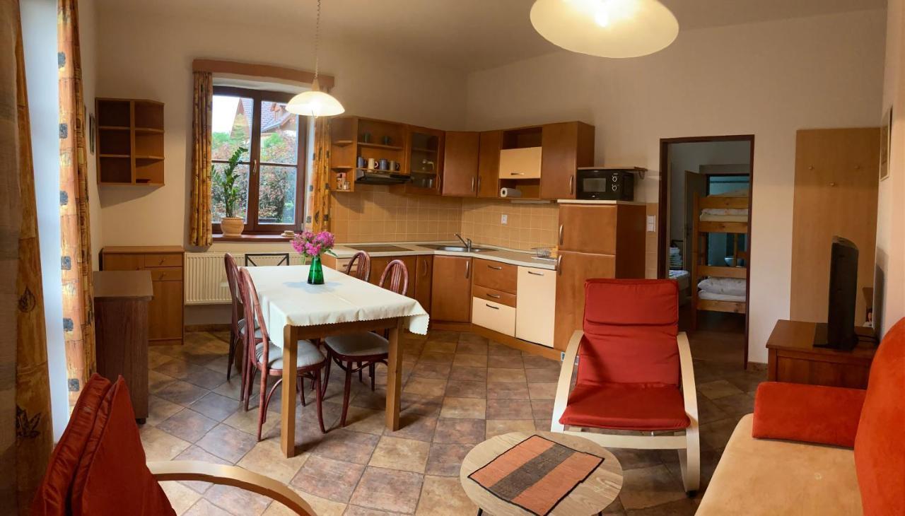 Apartman V Hajich Мала-Скала Екстер'єр фото